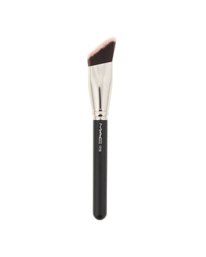MAC Smooth-Edge All Over Face Brush 171S