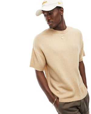 ASOS DESIGN – Havregrynsfärgad, avslappnad t-shirt med kort ärm och lätt passform