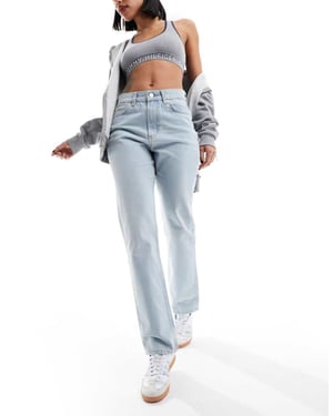 ASOS DESIGN – Ljusblå raka jeans med medelhög midja
