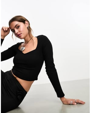 Monki – Svart, långärmad topp med crop top