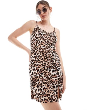 Vero Moda – Leopardmönstrad linneklänning med slits