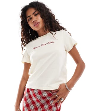 Motel saki upper east sider t-shirt in cream