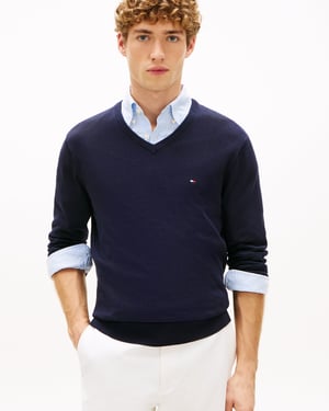 Essential Essential Quarter-Zip Jumper in Navy