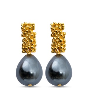 Uzurii Royal pearl oorbellen black, 18k verguld