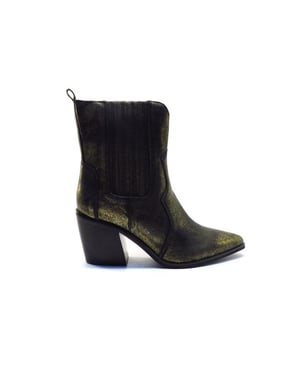 Shoecolate 8.20.19.051.01