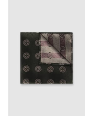 Hexagon Medallion Hankerchief