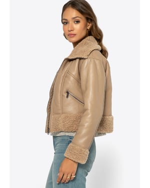 Wittchen Dames korte beige jas met bont, beige eco-leer
