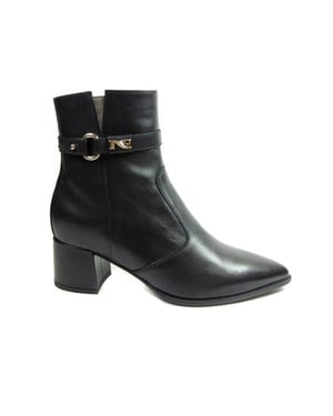 Nero Giardini I5154330d