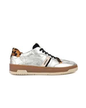 Iqônic Sneakers