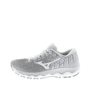 Mizuno Wave sky 3