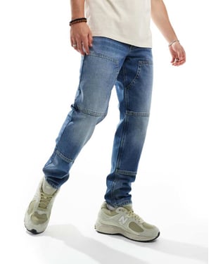 ASOS DESIGN tapered jeans i mellanblå tvätt med snickardetaljer
