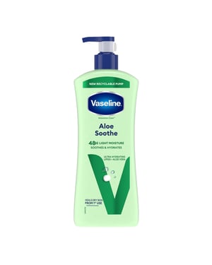 Vaseline Intensive Care Aloe Soothe Body Lotion, 600ml for Dry Skin Care