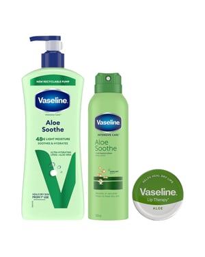 Vaseline Aloe Soothe Bundle Lotion 600ml Spray Moisturiser 190ml Lip Therapy 20g