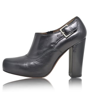 Black Buckled Low Cut Round-Toe Heel Booties