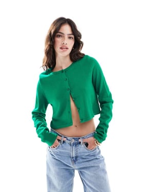 ASOS DESIGN stickad kort cardigan med rund hals i grön