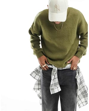 ASOS DESIGN oversized stickad borstad crew neck tröja i khaki