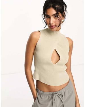 Sixth June stickad crop top i beige
