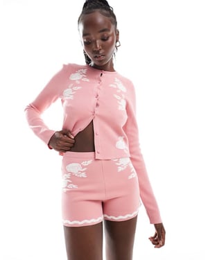ASOS DESIGN stickad shorts med blommig jacquardmönster i dammig rosa