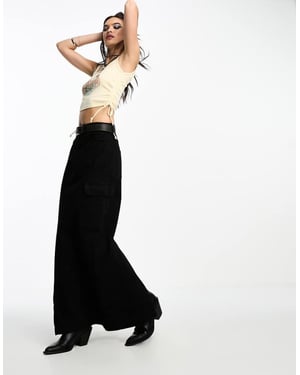 Something New X Emma Fridsell denim cargomaxikjol i svart