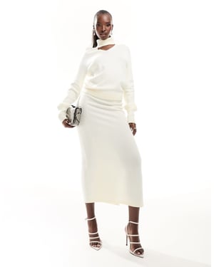 Y.A.S Kira stickad midikjol set i beige