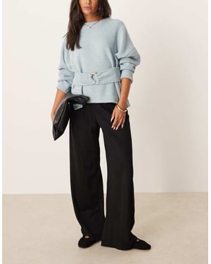AWAR pleated front vida byxor i svart