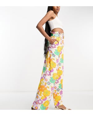 ASOS DESIGN Hög oversized blommig mönstrad papperstask midja vida byxor med linne i flera färger