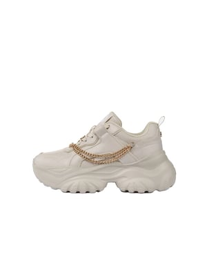 Buffalo Bliss in sneakers