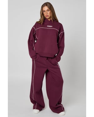 BURGUNDY PIPED JOGGER