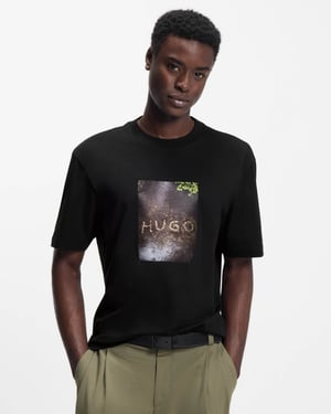 Doreston Graphic T-Shirt in Black