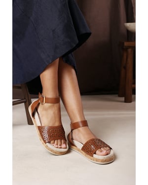 Where's That From Women Bask Cutout Design Flatform Tan Sandal