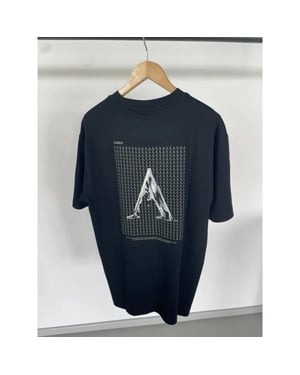 Aeden Juke tee