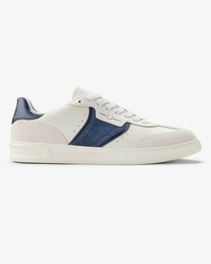 B4 Trainers in White