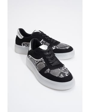 Montero Sneakers Dames