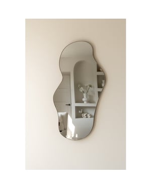 Indore Home Spiegel troas | bronzen organische vorm spiegel | asymmetrisch design | 110 x 62