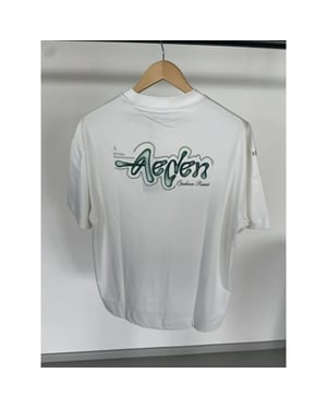 Aeden Worrel tee off