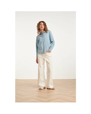 Smashed Lemon Lichtblauwe blouse met geborduurde sterren en hartjes |