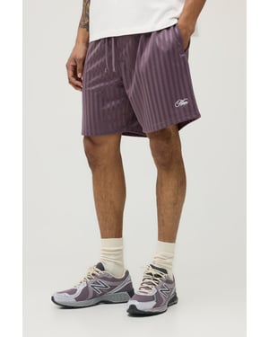 Regular Fit Striped Man Script Short