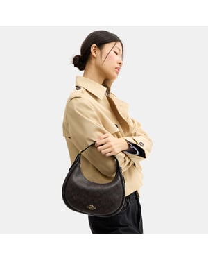Emily Shoulder Bag In Signature Canvas