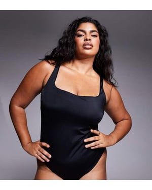 ASOS DESIGN Curve hämnd skulpturerande baddräkt i svart