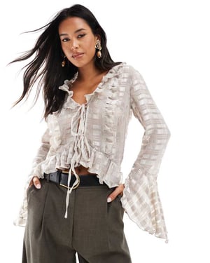 ASOS DESIGN randig blus med volang och knyt framtill i mink