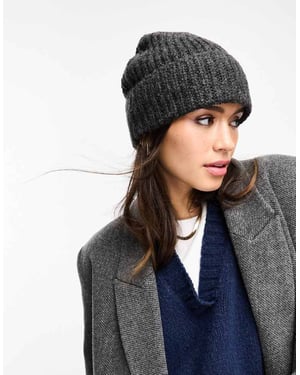ASOS DESIGN tjockstickad mössa i kolgrå