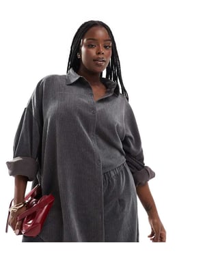 ASOS DESIGN Curve oversized randig kordskjorta i grått