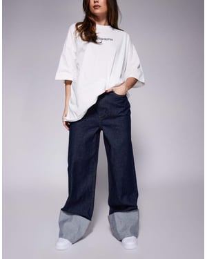 Weekend Collective momjeans med uppvikt detaljer i indigo tvätt