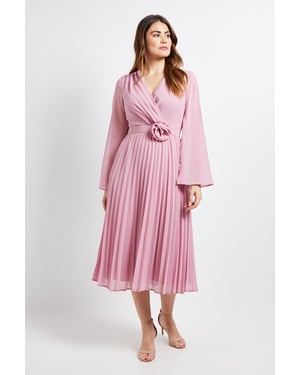Cape Sleeve Pleated Corsage Midi Dress