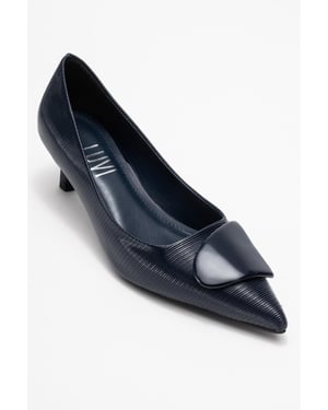 Briana Gesp Puntige Neus Pump (Dames)