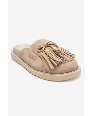 Carol Tassel Leren Mule