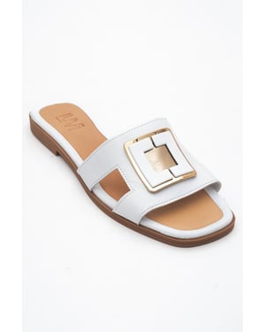 MILLIE Leer Gesp Slide (Women)