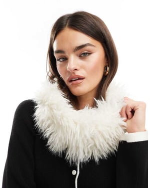 ASOS DESIGN snood with long faux fur in white