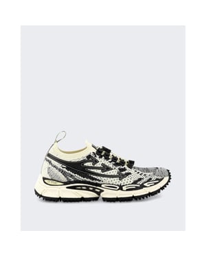 Off White Dames ow be right back