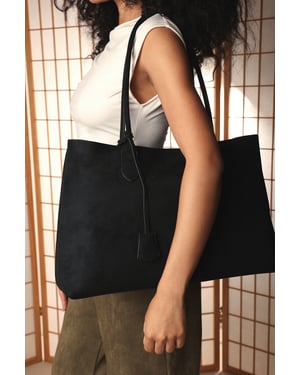 Where's That From Womens 'Drift' Suede Slouchy Shoulder Tote Bag